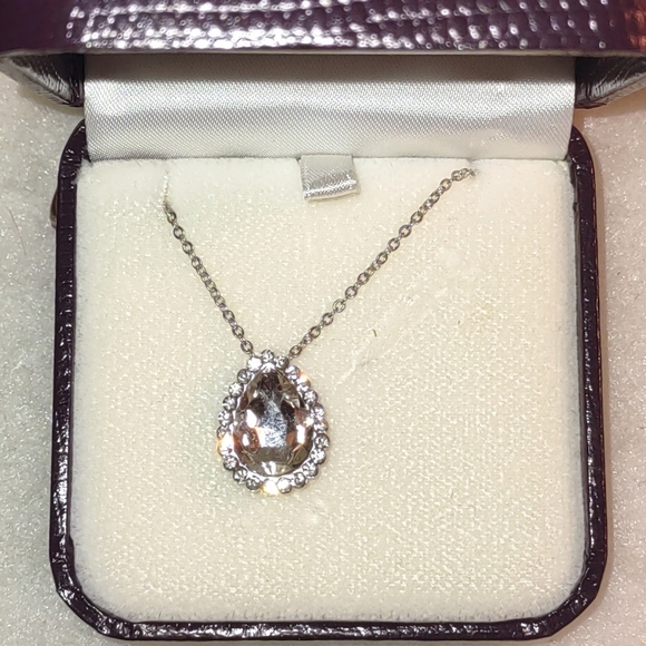 Teardrop CZ Pendant - Picture 10 of 12